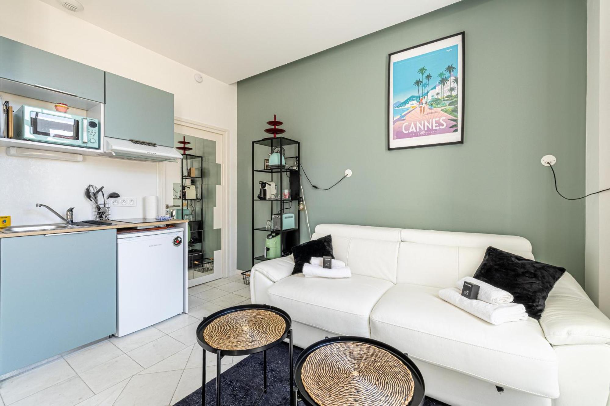 Private - Small Studio For Two At 5 Minutes From Croisette Cannes Exterior photo